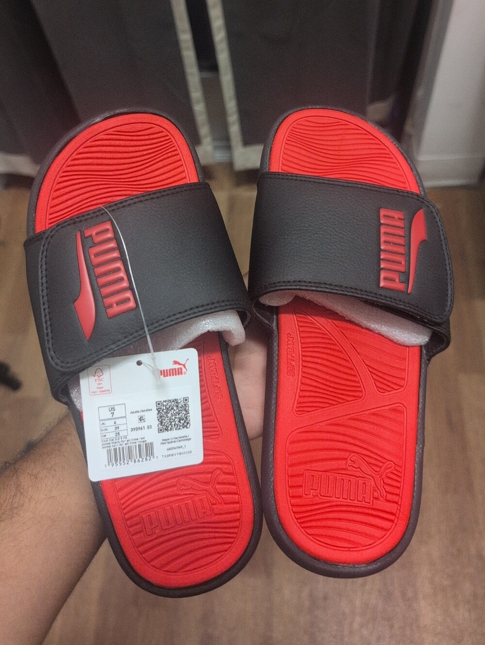Mens PUMA Red & Black Slide Sandals Size 7 NWT